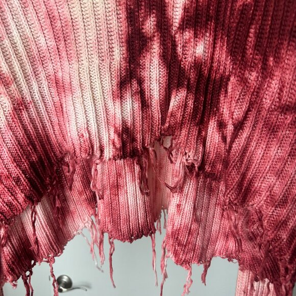 Red & White Tie Dye Distressed Cropped Sweater Skylar & Madison - Picture 4 of 6